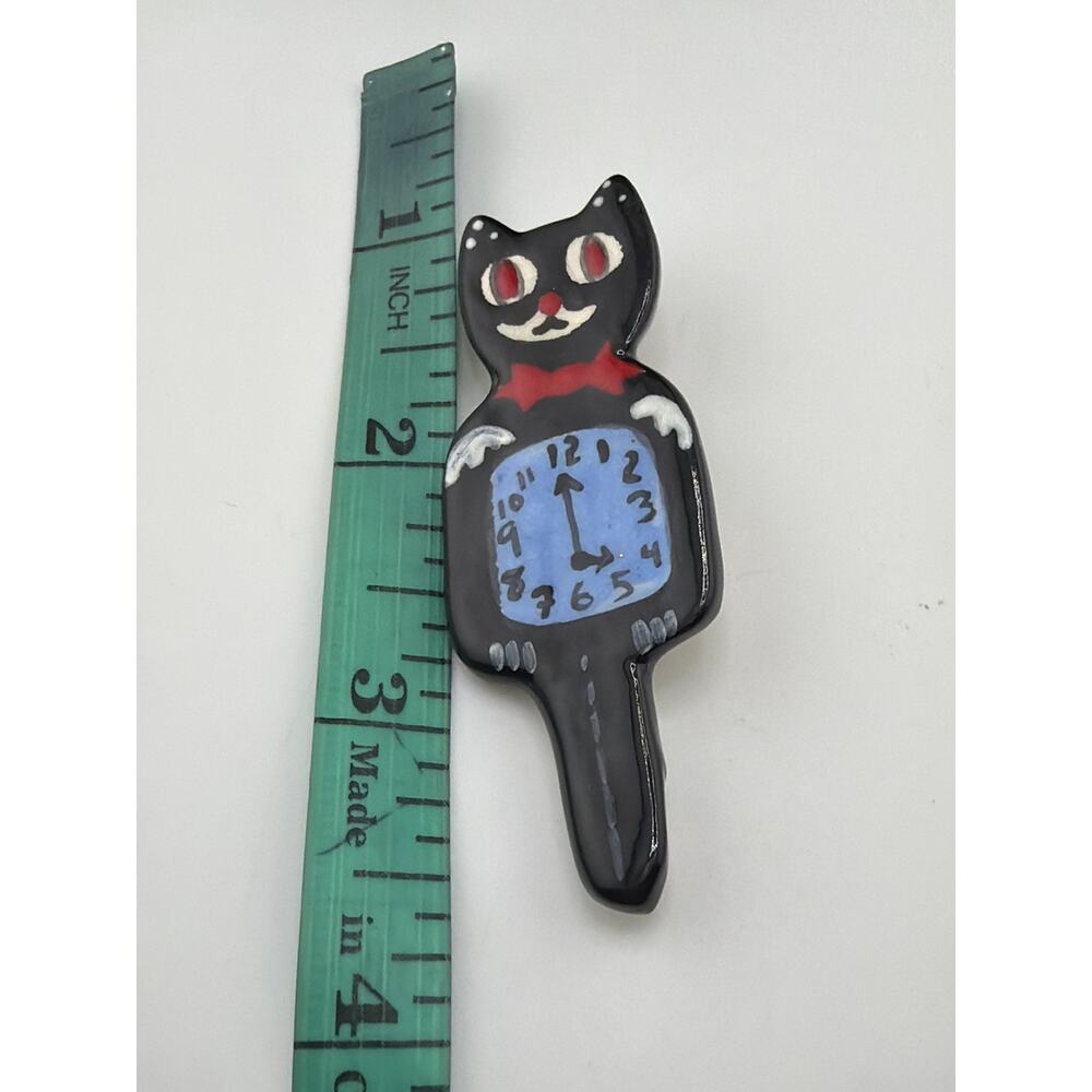 Vintage Frantic by Kay Sheen Art Designs Handcrafted Ceramic Cat Clock Brooch - Picture 3 of 5